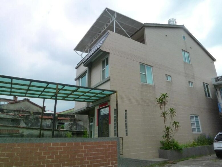 Bed & Breakfast Wish Enjoy Happy Homestay
