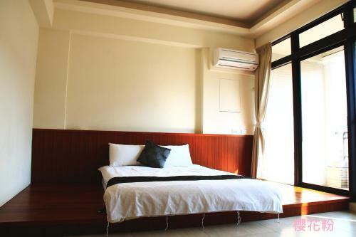 Wooden Man Homestay Luodong