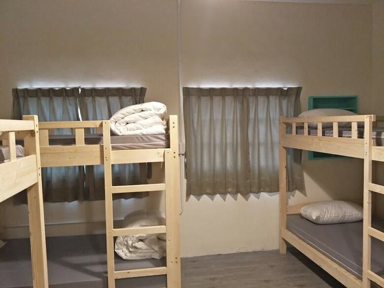 B Puli Backpacker Hostel
