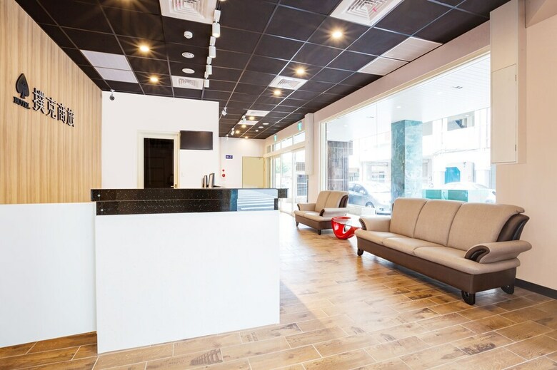A Ace Hotel