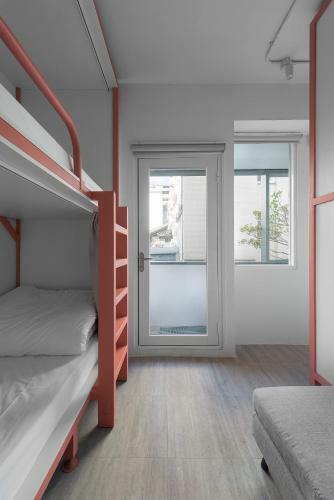Tg Hostel - Stay Together