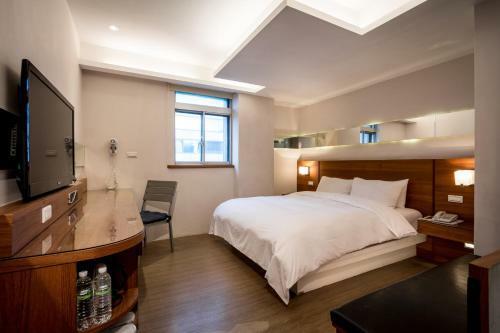 Royal Garden Hotel