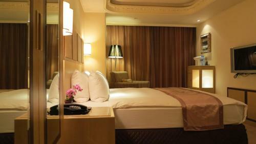 Taipei Charming City Hotel