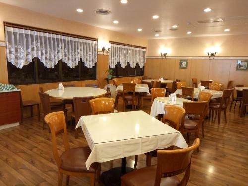 Ardi Hotel