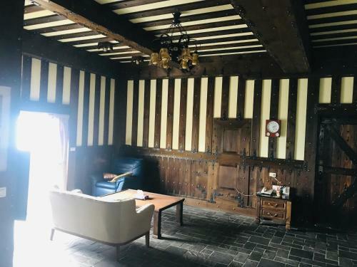 Black Forest Manor