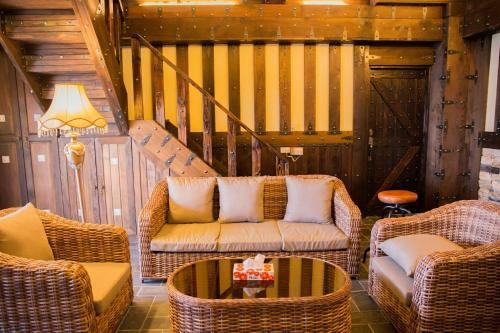 Black Forest Manor