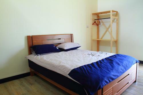 Bed & Breakfast Meet Canaan