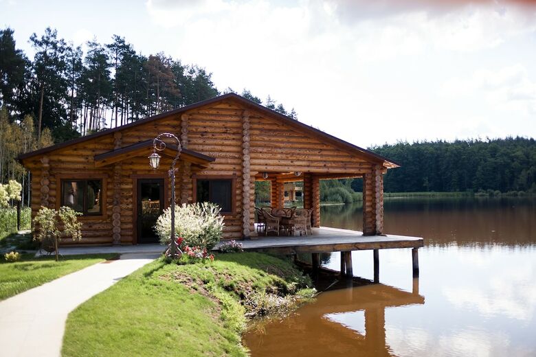 Hotel Charivne Ozero