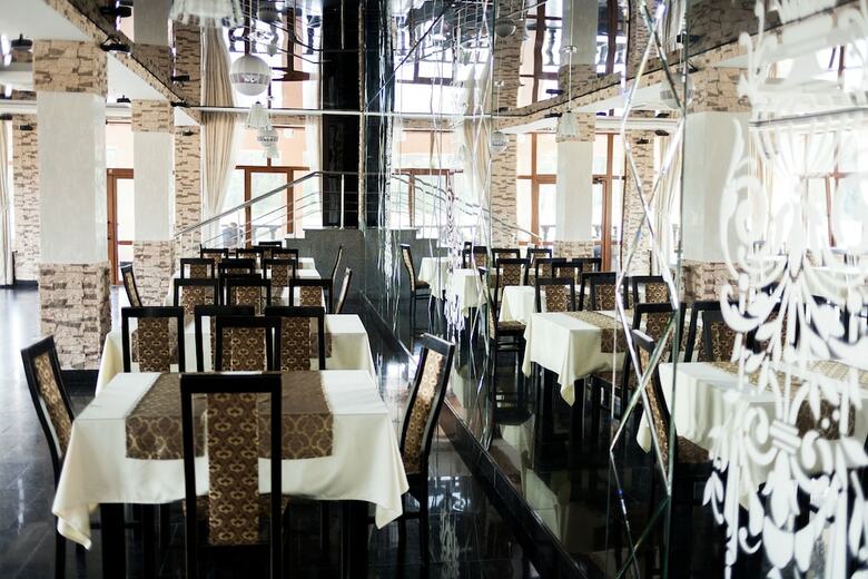 Hotel Charivne Ozero