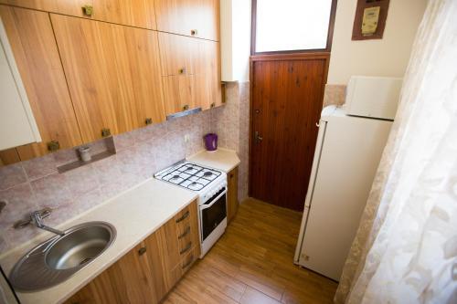 Apartment On Gorodotska 67