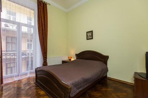 3 Rooms Apartments In The City Centr