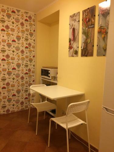 Tarnavsky Street Apartment