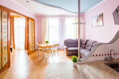 Avangard Franko* Apartment