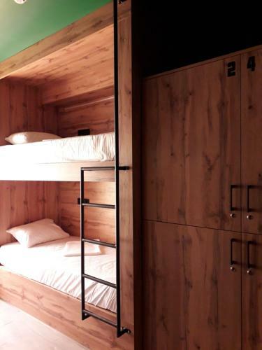 Full House Hotel & Capsule Hostel, Rivne