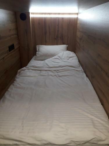 Full House Hotel & Capsule Hostel, Rivne