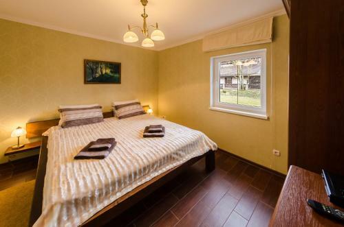 Hostal Gallery Of Mountains Holiday Home