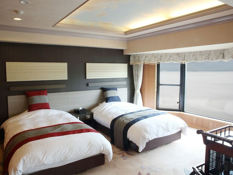 New Akan Hotel