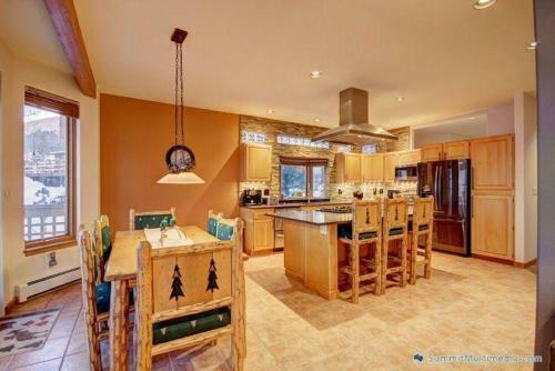 522 Ryan Gulch Home