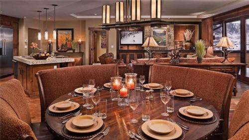 Panorama Peak Penthouse 601