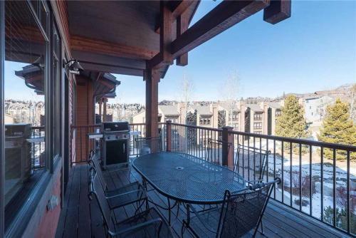 5307 Emerald Lodge, Trappeur's Crossing
