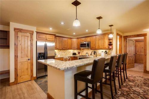 5307 Emerald Lodge, Trappeur's Crossing