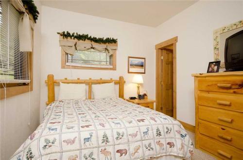 Saddle Creek Sc765