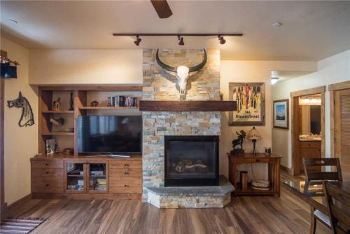 3110 Champagne Lodge, Trappeur's Crossing