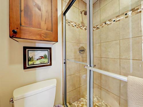 Apartamento 1800 Burgess Creek Rd 103 Condo