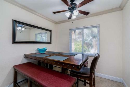 Parkside 15, 2 Bedrooms, Walk To Beach, Pool Access, Sleeps 6