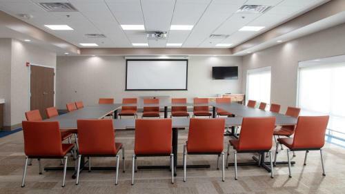 Hotel Holiday Inn Express & Suites - Marion