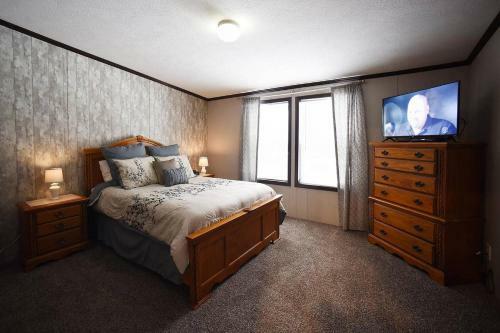 Brand New 3bdrm Retreat Near University