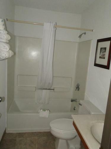 Oscoda Lakeside Hotel