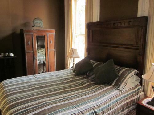 Bed & Breakfast Baer House Inn