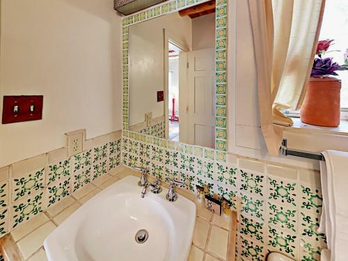 Apartamento 301 Otero St Condo Unit 1