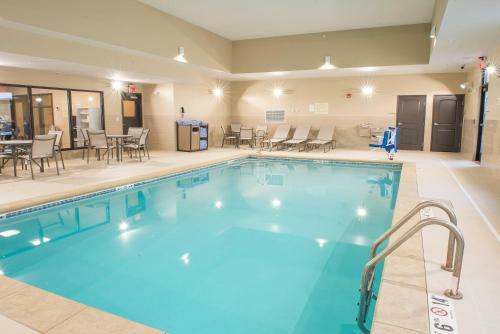 Hotel Hawthorn Suites By Wyndham Fargo