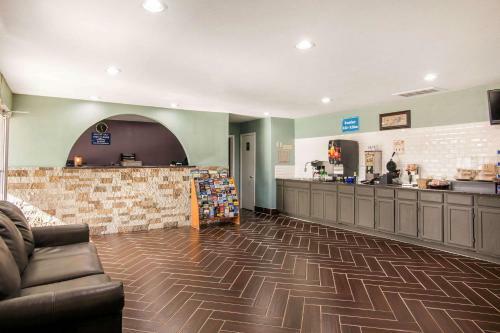 Hotel Rodeway Inn - Pauls Valley