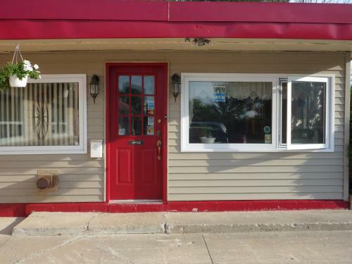 The Silver Birch Motel
