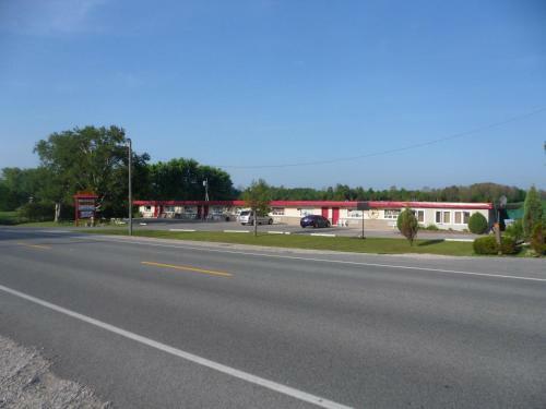 The Silver Birch Motel