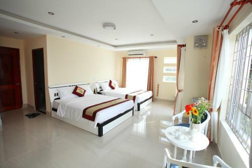 Sun & Sea Hotel