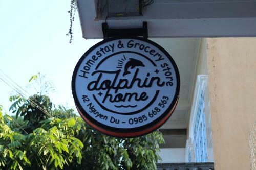 Dolphin Home