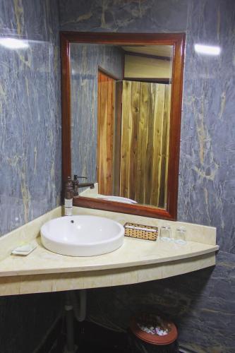 Hotel Mua Caves Ecolodge (Hang Mua)