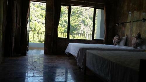 Limestone View Homestay
