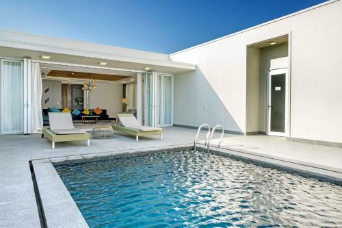 Hotel Oceanami Villas & Beach Club