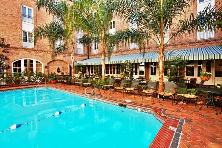 Hotel Holiday Inn Chateau Le Moyne