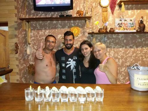 Hostal Guest House Gelios