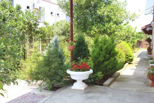 Hostal Guest House U Kamo
