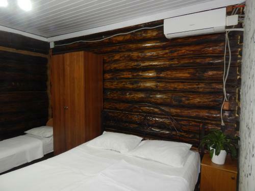 Hostal Otdykh U Tatyany Guest House