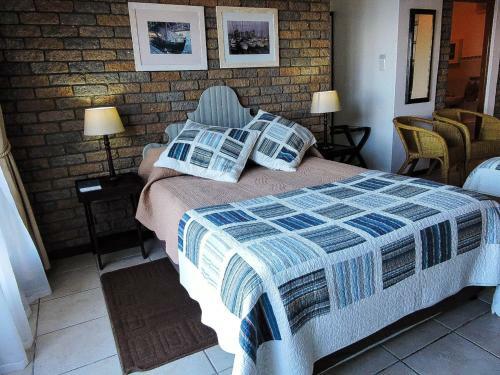 Hostal Amzee Bokmakierie Guest House