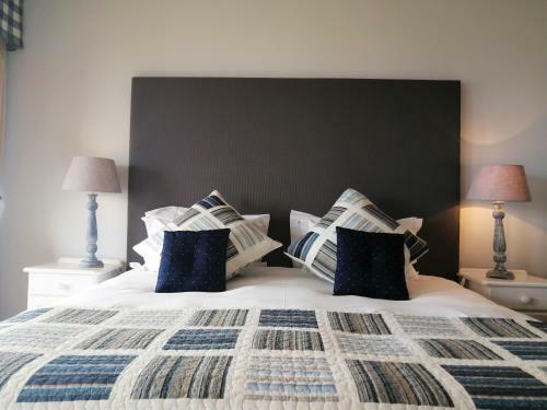 Hostal Amzee Bokmakierie Guest House