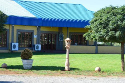 Hostal Die Geel Huis Guesthouse